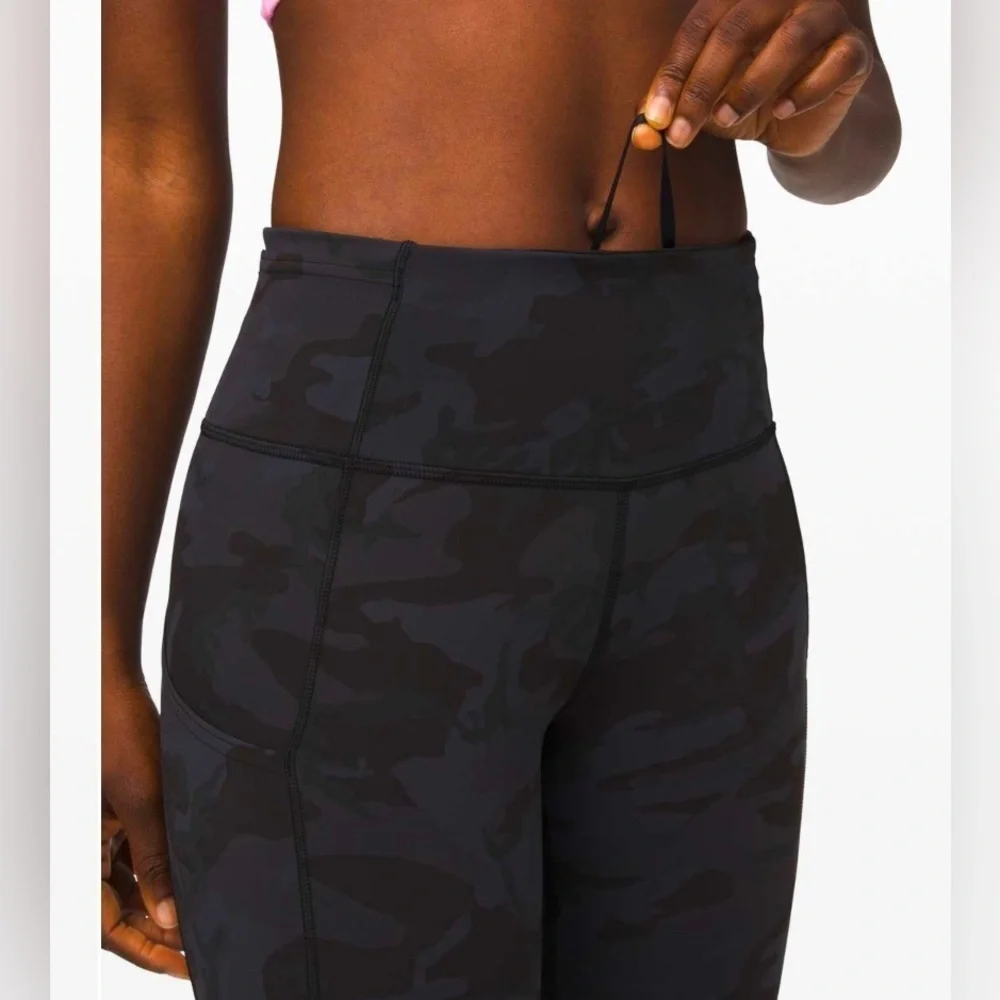Lululemon | Fast and Free Crop II 19